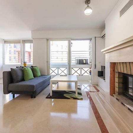 Lisbon Flower 360º - Your Lovely Flat With Pool And Parking Exterior photo
