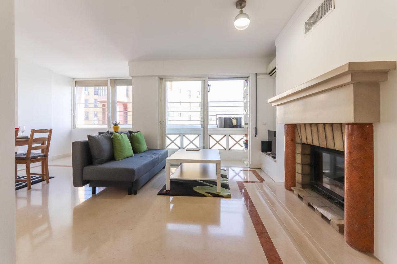 Lisbon Flower 360º - Your Lovely Flat With Pool And Parking Exterior photo