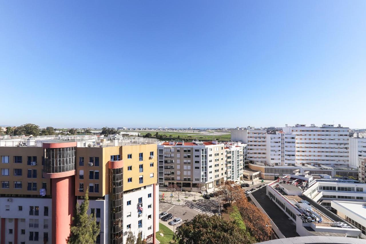 Lisbon Flower 360º - Your Lovely Flat With Pool And Parking Exterior photo